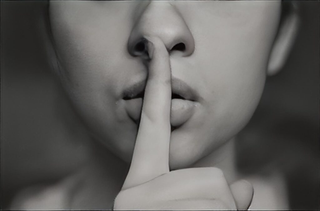 把世界調成靜音:「心齋」的當代實踐 把世界調成靜音:「心齋」的當代實踐