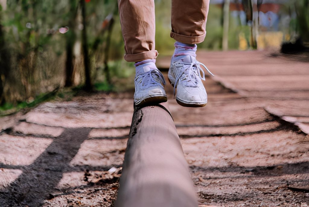 阮籍〈大人先生傳〉:鬆開「像樣」,才能真正「像樣」 阮籍〈大人先生傳〉:鬆開「像樣」,才能真正「像樣」