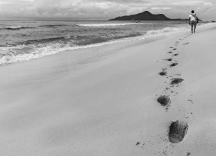 李白〈夢遊天姥吟留別〉:夢醒與昂首 李白〈夢遊天姥吟留別〉:夢醒與昂首