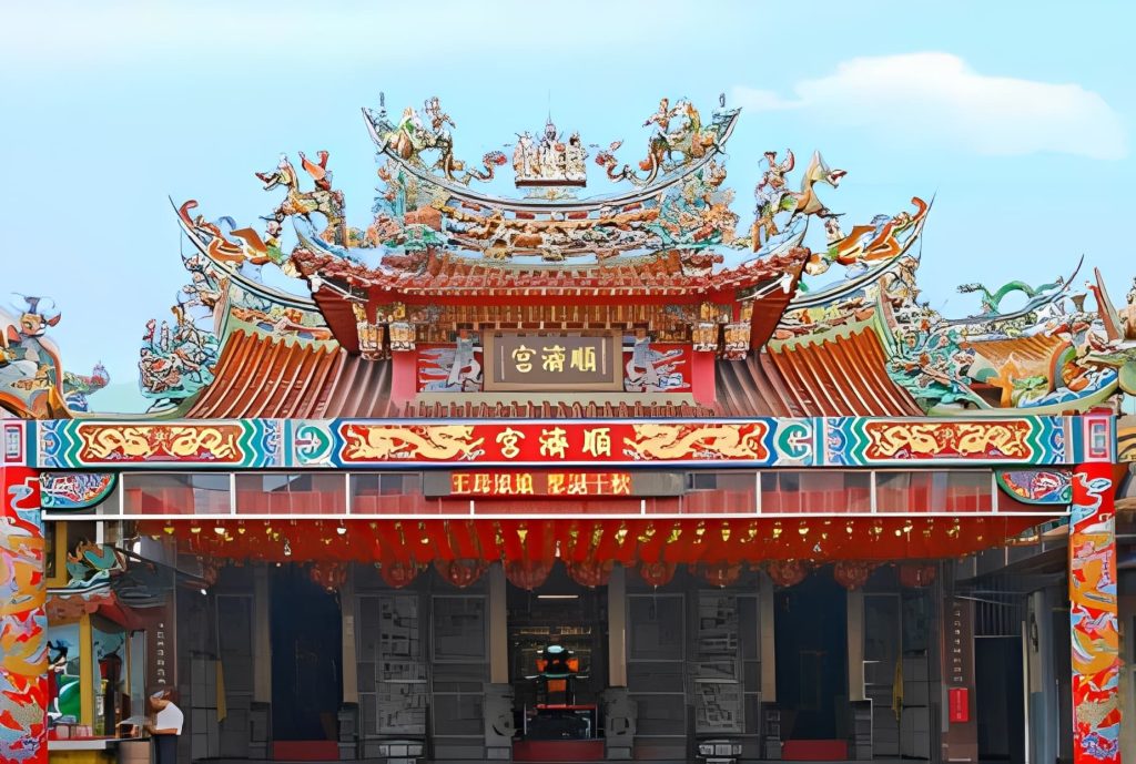 媽祖，祂不是一開始就站在神壇中央