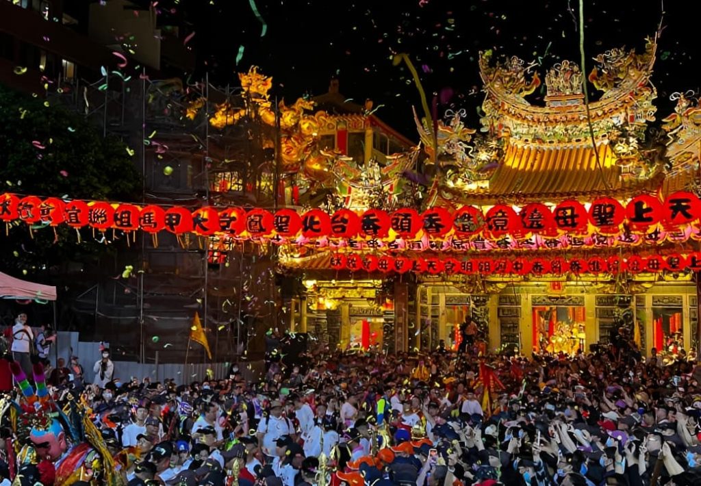 媽祖，祂不是一開始就站在神壇中央